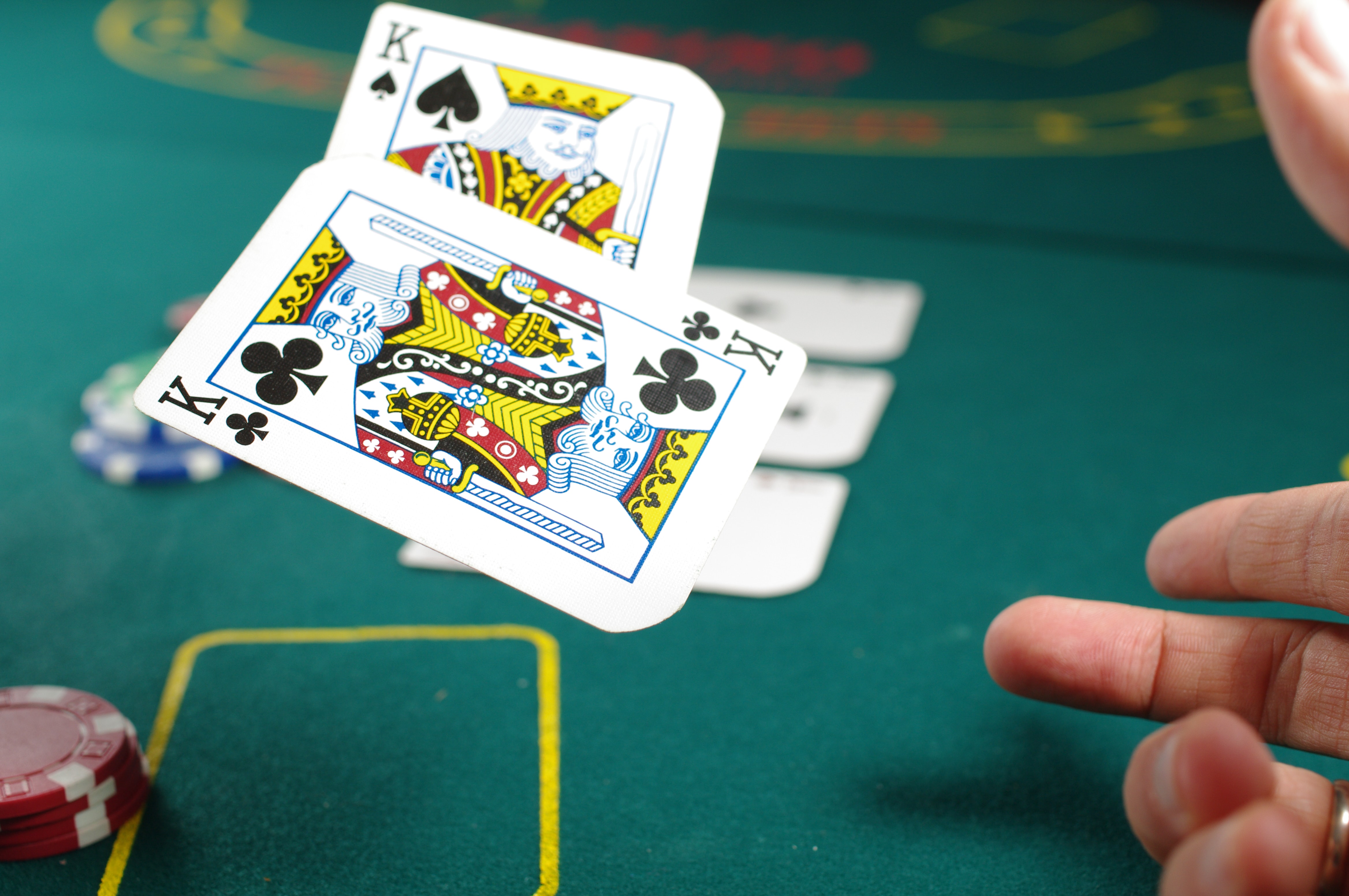 Jak zarabiać pieniądze na zjawisku kasyna online